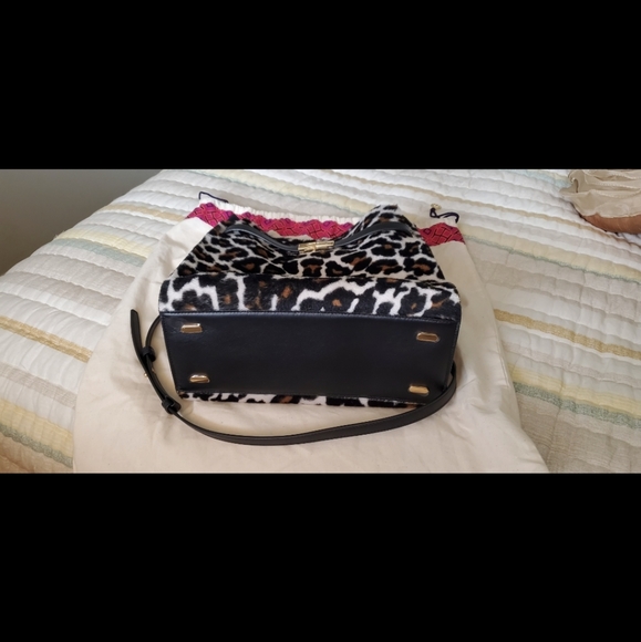 Brand new Tory Burch Lee Radziwill Double Bag - Picture 4 of 13